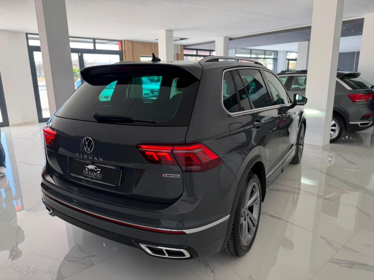 Volkswagen Tiguan 2.0 TDI 150 CV SCR DSG R-Line