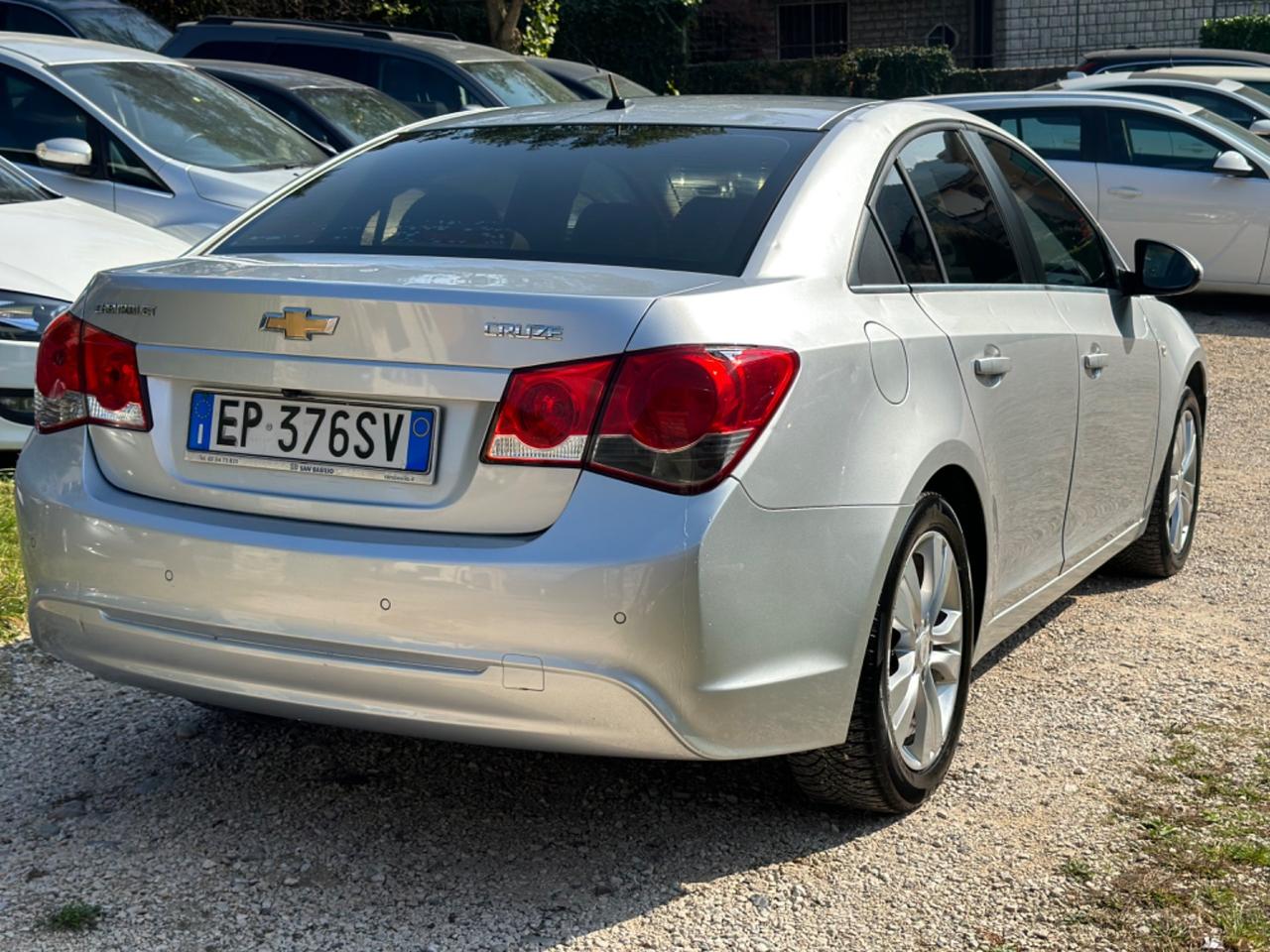 Chevrolet CRUZE 1.7 Diesel 5P LT KMCERT UNICOPR