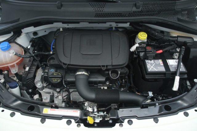 FIAT 500 1.0 Hybrid Tetto panoramico/Neopatentati/Uconnect