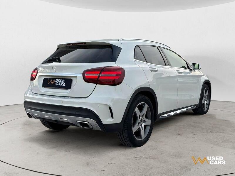 Mercedes-Benz GLA GLA 200 d Automatic Premium