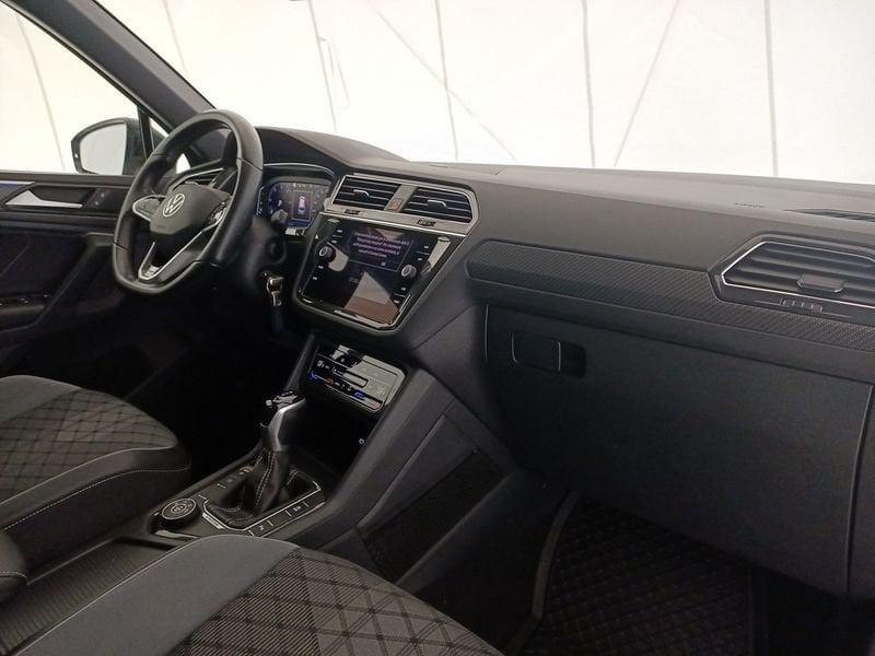Volkswagen Tiguan II 2021 2.0 tdi R-Line 4motion 150cv dsg