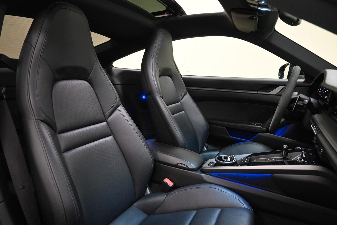 PORSCHE 911 (992) 911 Carrera