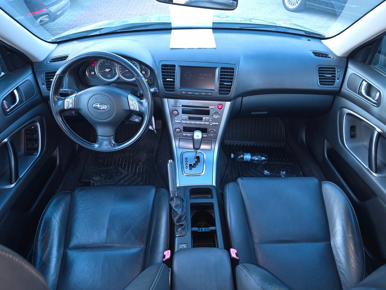 Subaru OUTBACK 3.0R 24V AT ZN