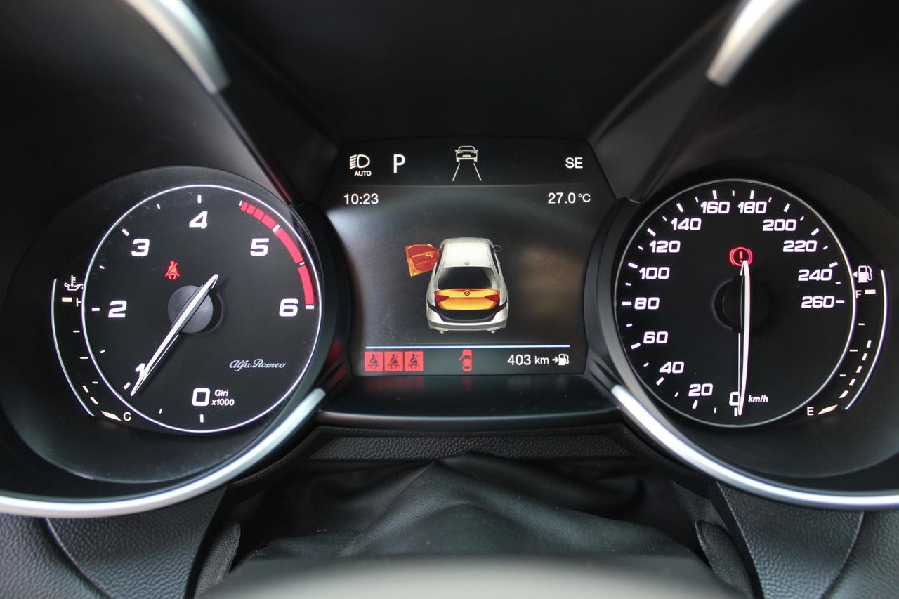 Alfa Romeo Giulia 2.2 Turbo Diesel Business B-Tech Aut.