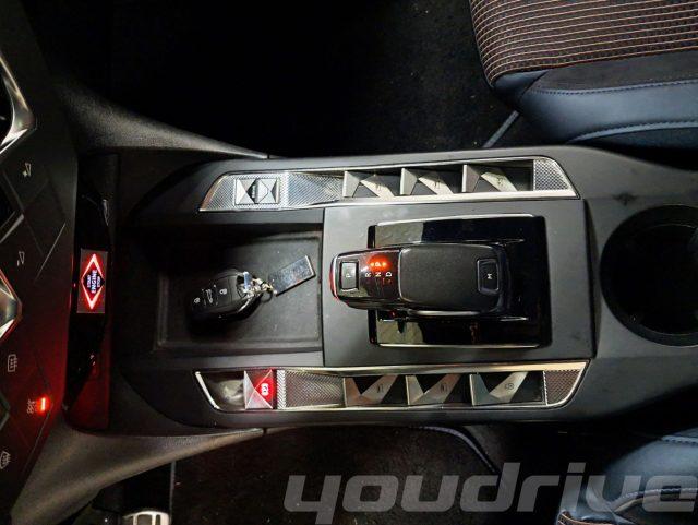 DS AUTOMOBILES DS 3 Crossback BlueHDi 130 aut. Ines De La Fressange KM 98.200