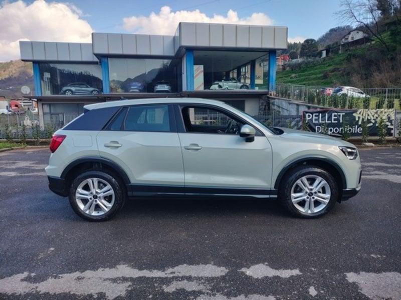 Audi Q2 2.0 30 TDI S LINE Interno ed esterno
