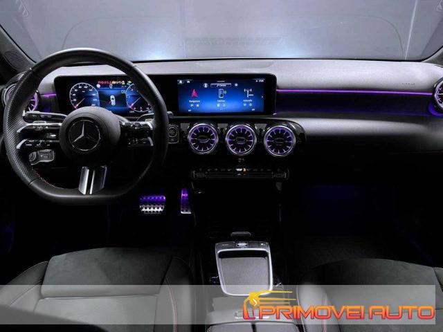 MERCEDES-BENZ A 200 d Automatic AMG Line Premium