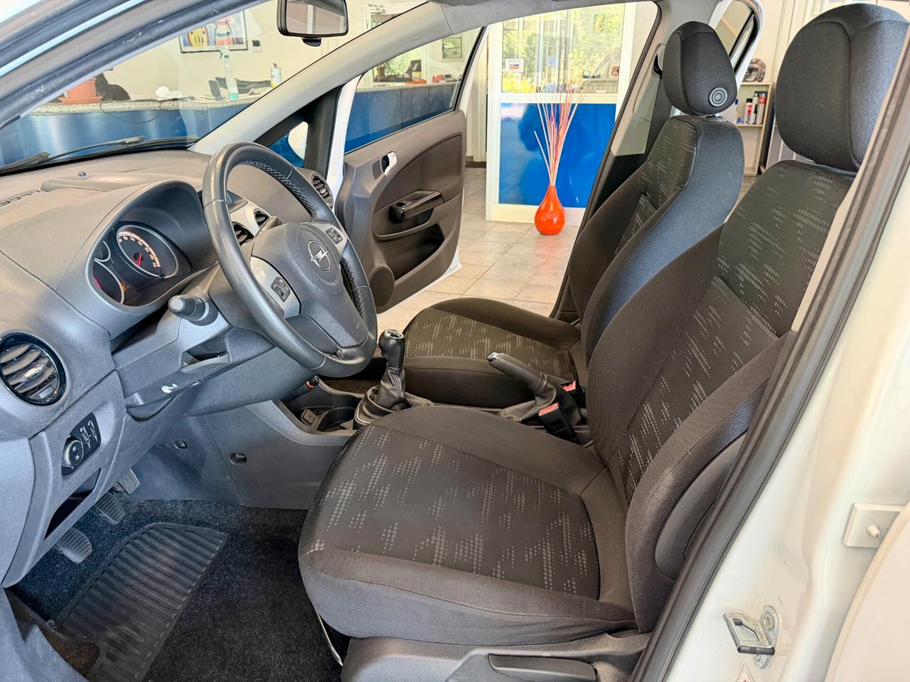 Opel Corsa 1.3 CDTI 95CV 5 porte Cosmo-NEOPATENTATI-