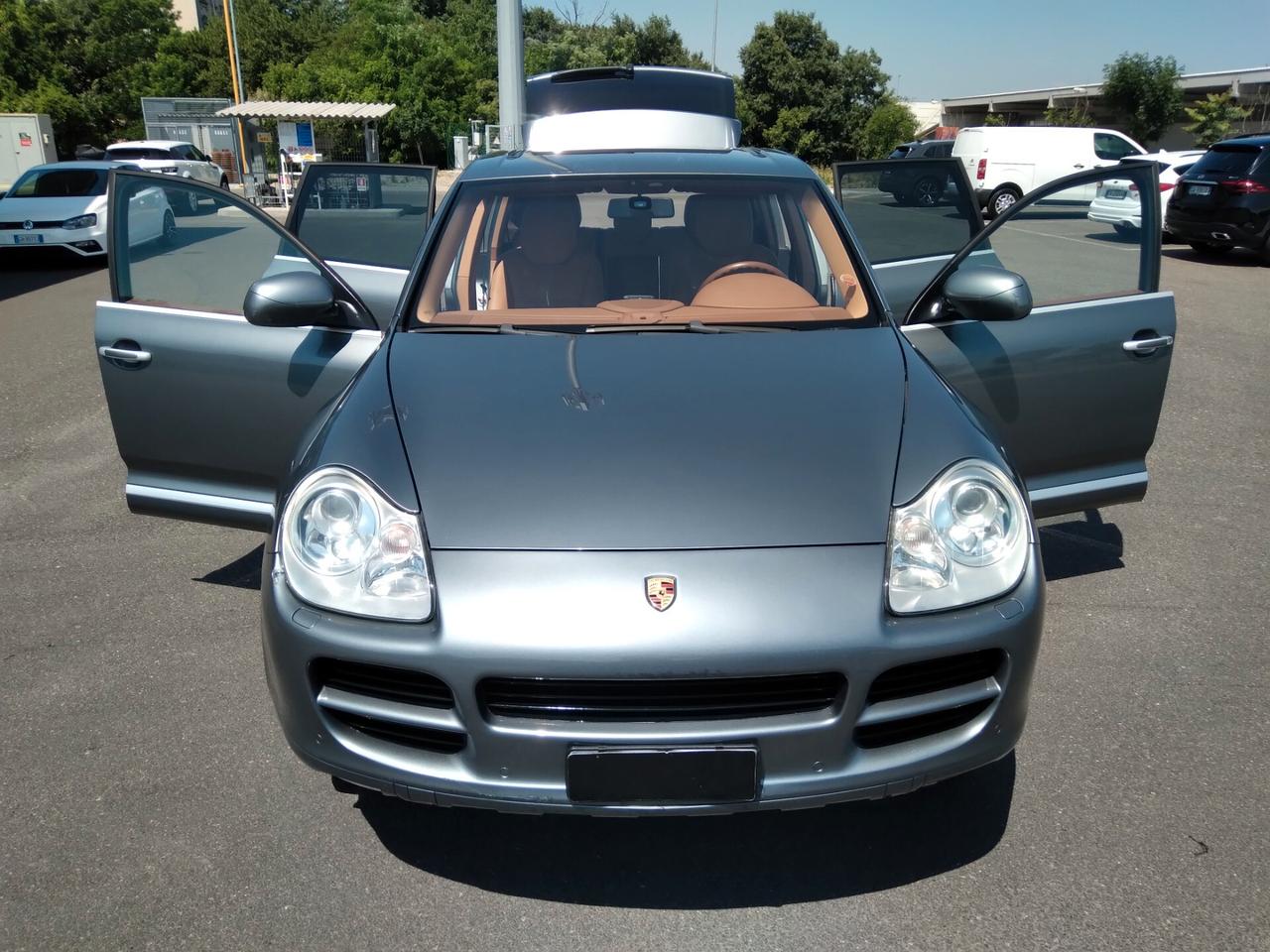 Porsche Cayenne 3.2 V6 250cv cambio manuale 6marce