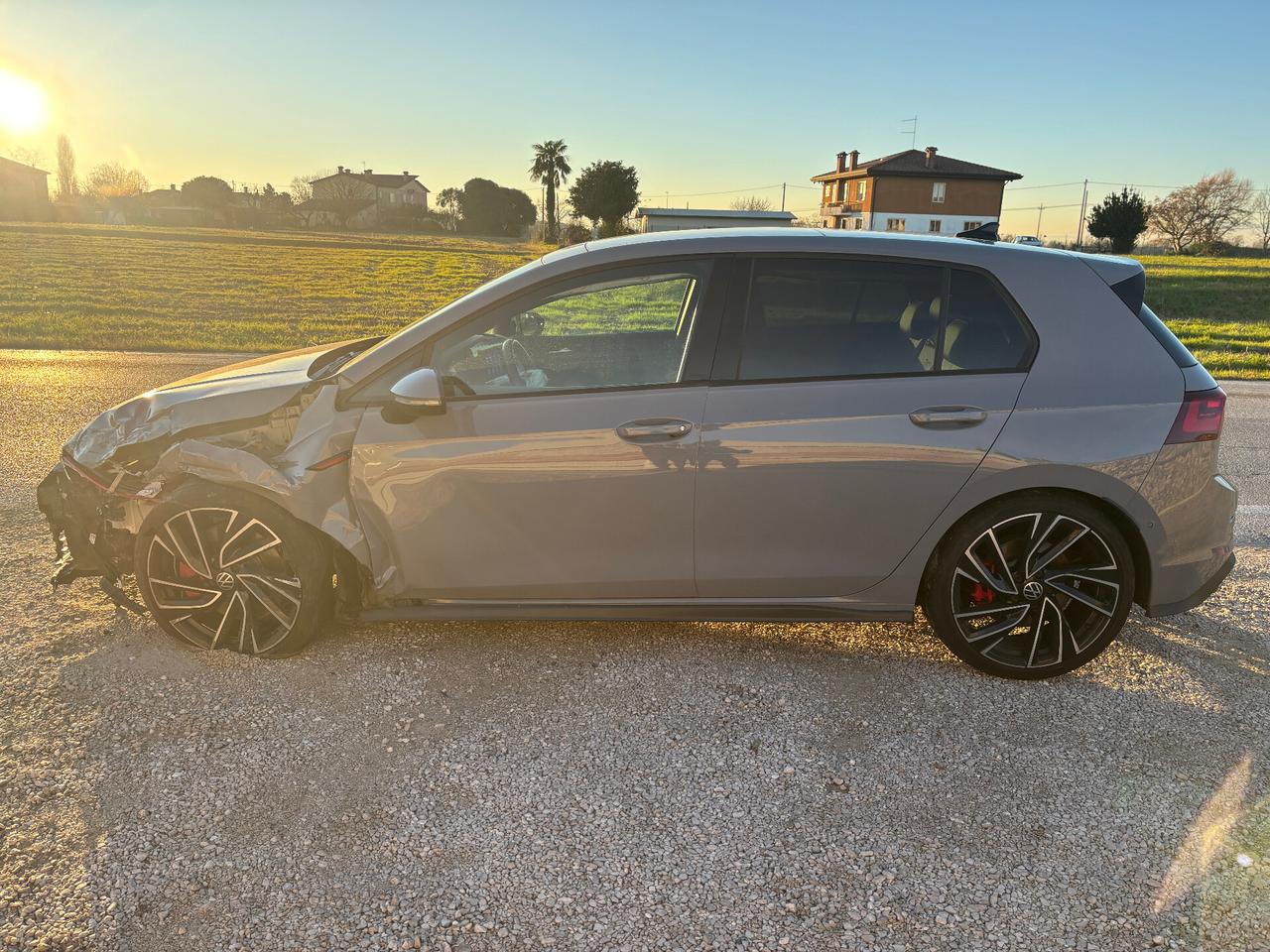 Volkswagen Golf GTI 2.0 TSI DSG