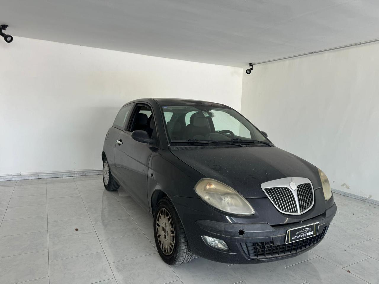 LANCIA YPSILON 2005 1.3 MJT 70 CV X NEOPATENTATI