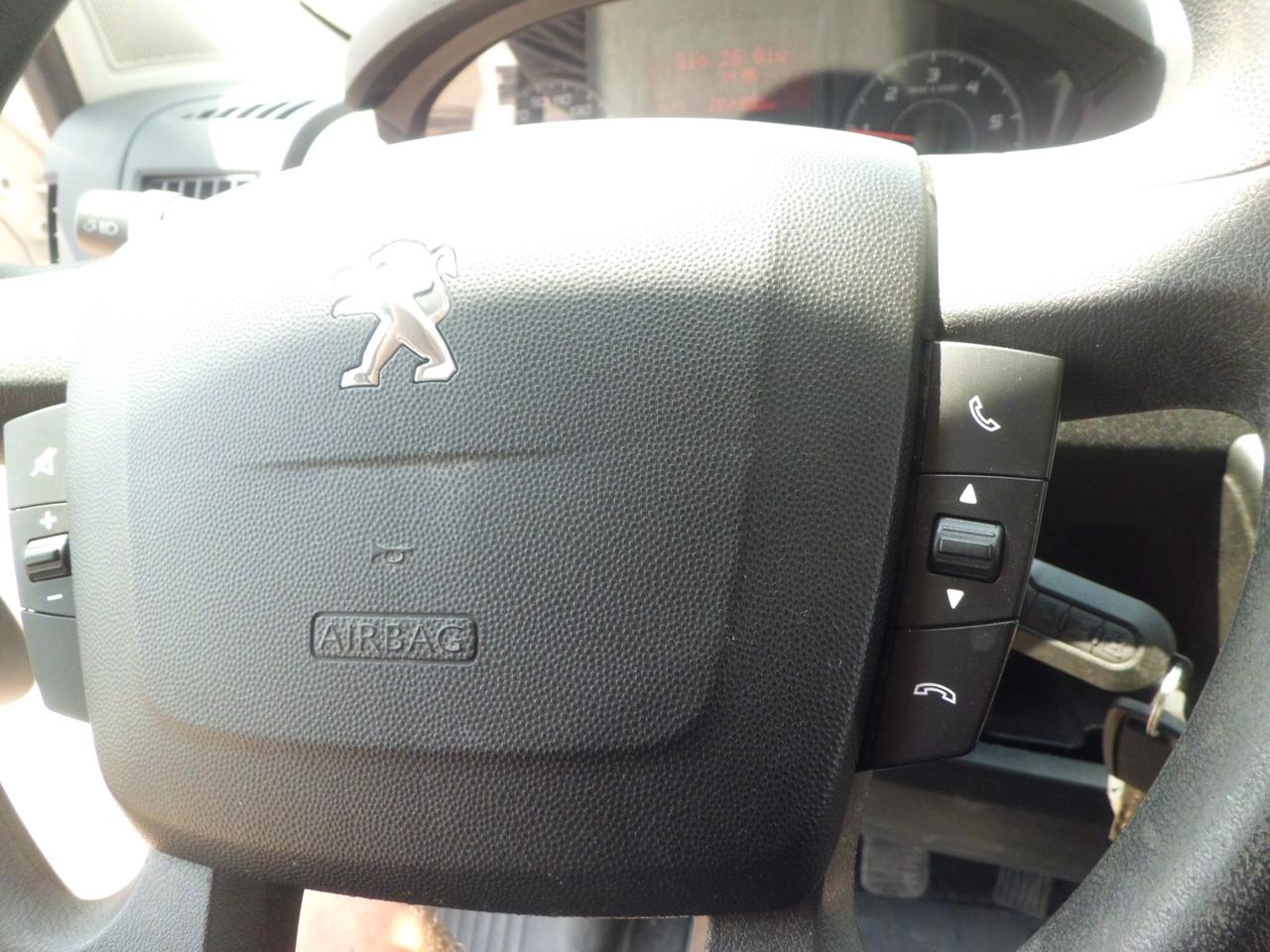Peugeot Boxer 330 2.2 HDi/130CV FAP PC-TN Combi Premium-9 POSTI/POLTRONE SINGOLE CLIMA POSTERIORE