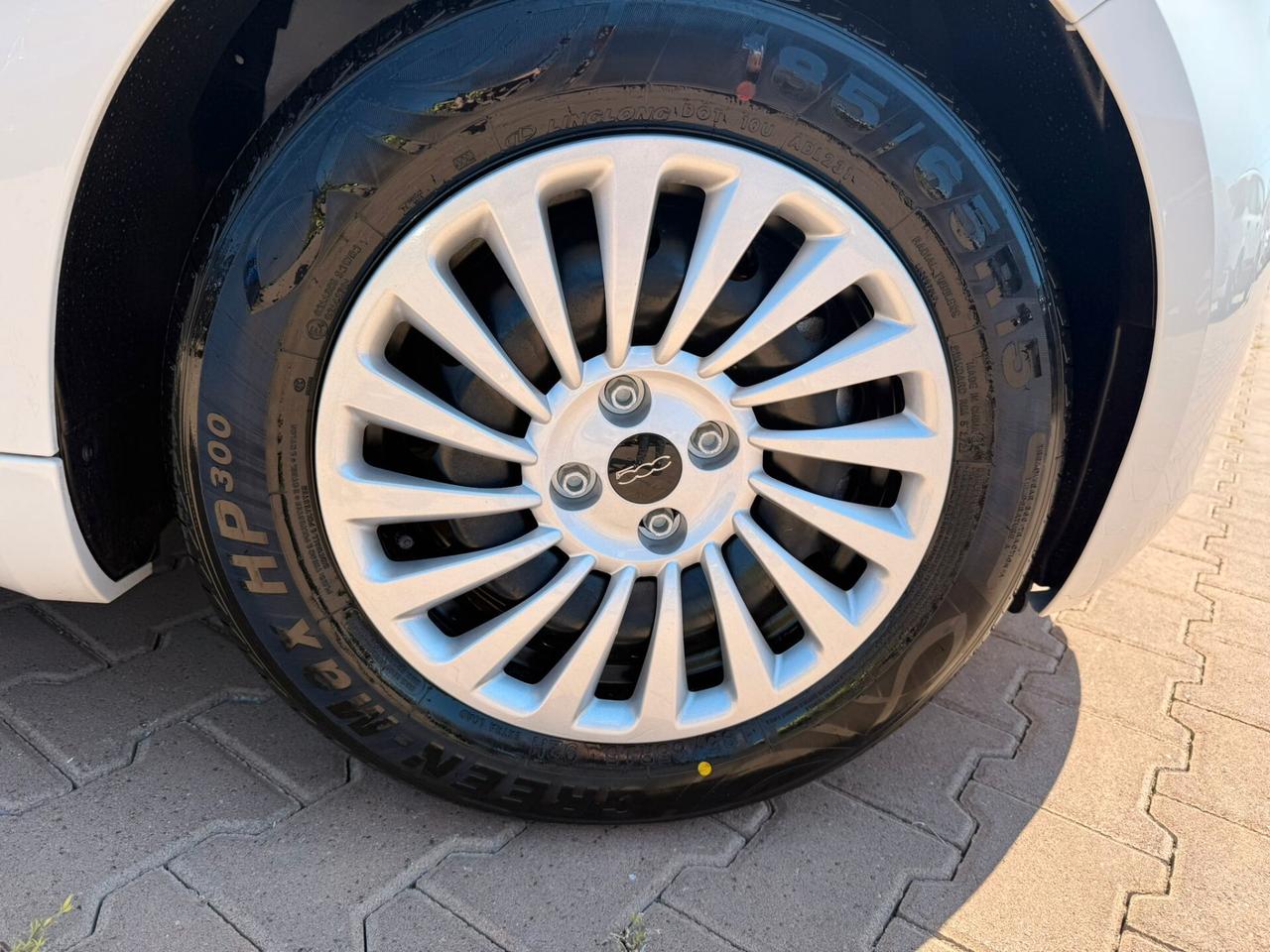 Fiat 500 Berlina Hybrid Pop
