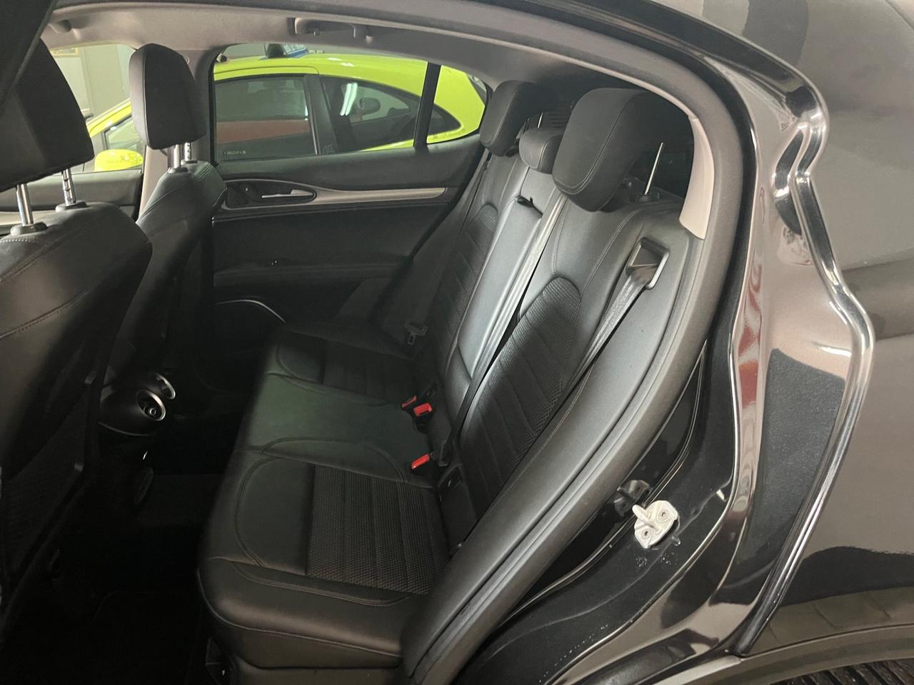 Alfa Romeo Stelvio 2.2 210 CV AT8 Q4 Executive