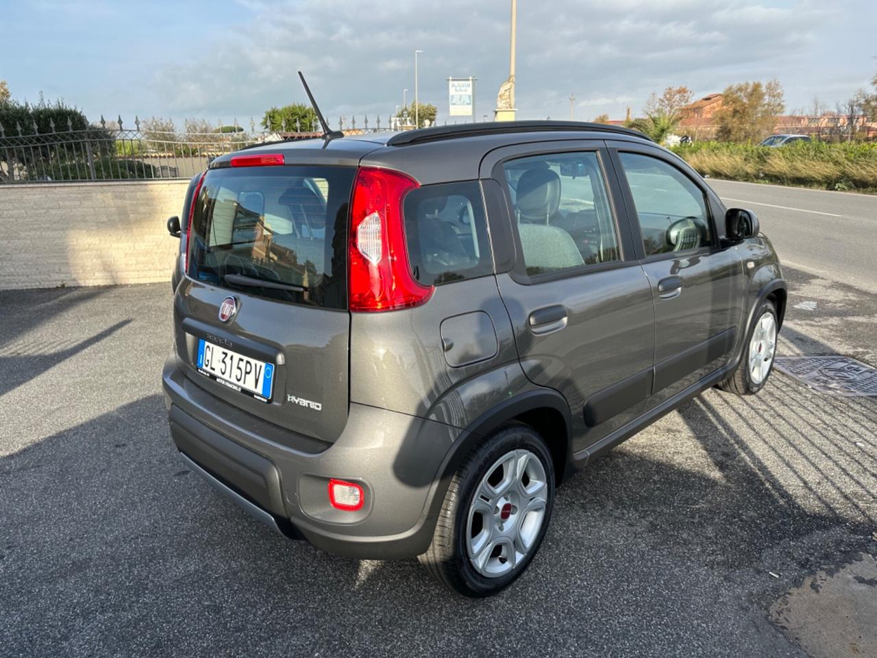 SOLO NOLEGGIO RENT Fiat Panda 1.0 FireFly Hybrid C