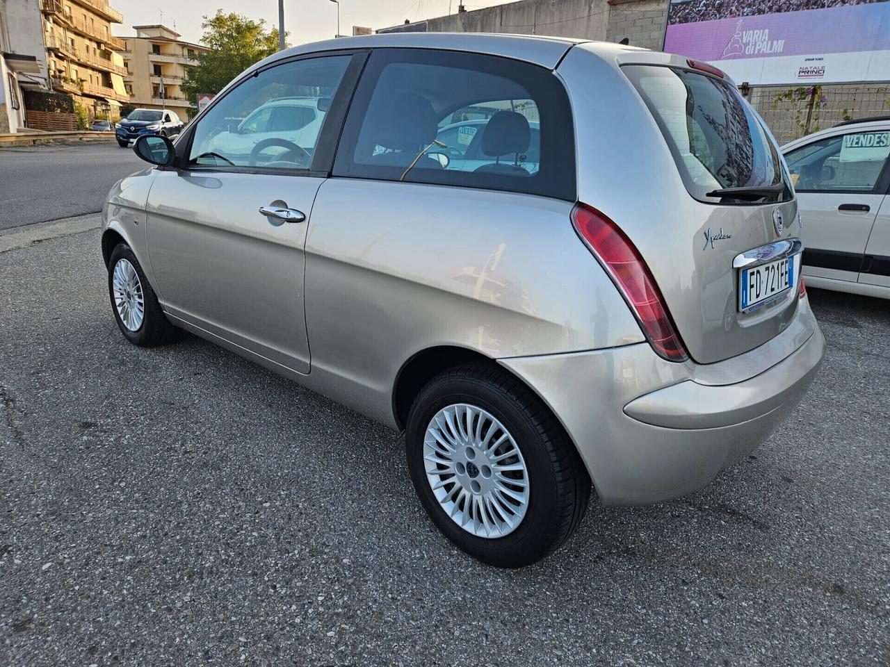 Lancia Ypsilon 1.3 Multijet 16V Argento