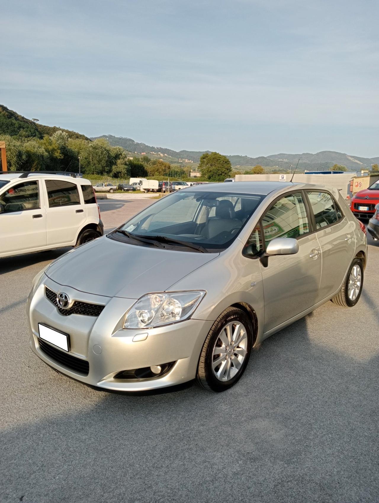 Toyota Auris 2.0 D-4D 5 porte Sol