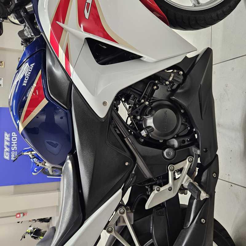 Honda CBR 250 R - 2012
