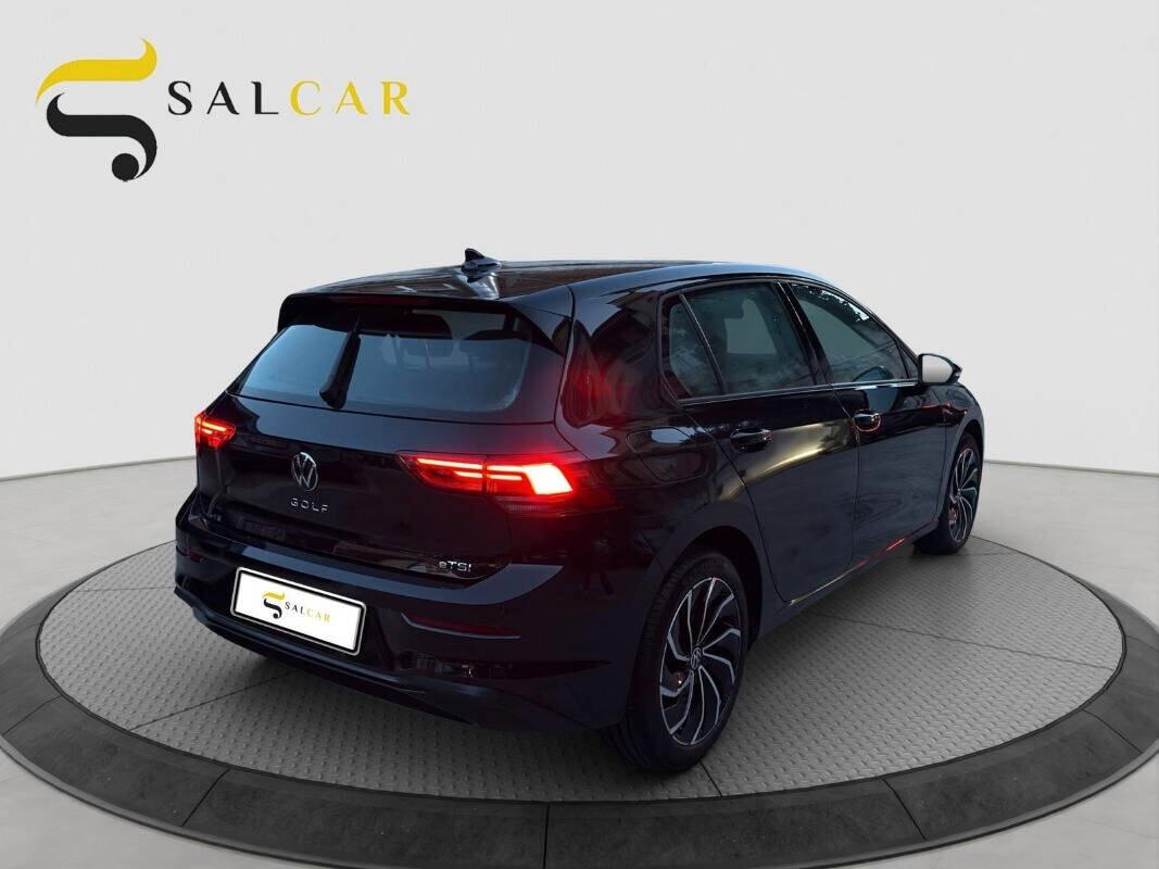 Volkswagen Golf 1.5 eTSI 130 CV EVO ACT DSG Life 2022