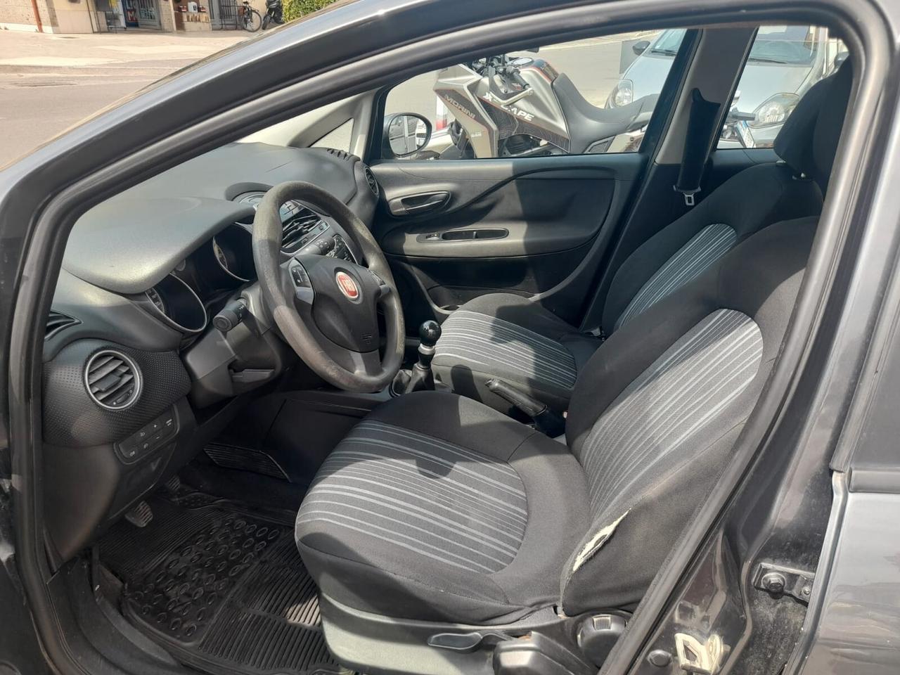 Fiat Grande Punto 1.3cc diesel(PRIVATO)-2011