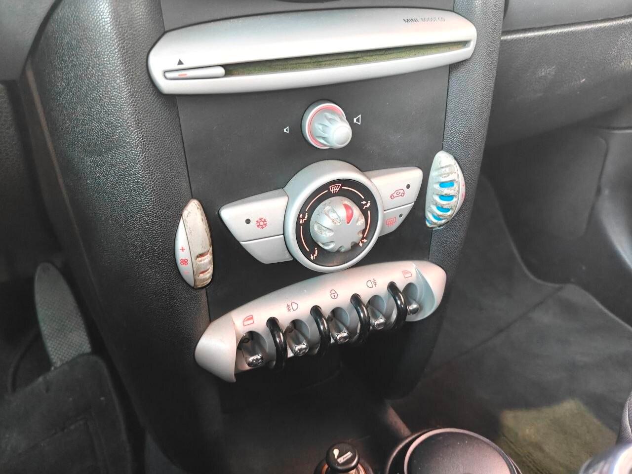MINI Mini 3ª serie (R56) Mini 1.4 16V One Chili