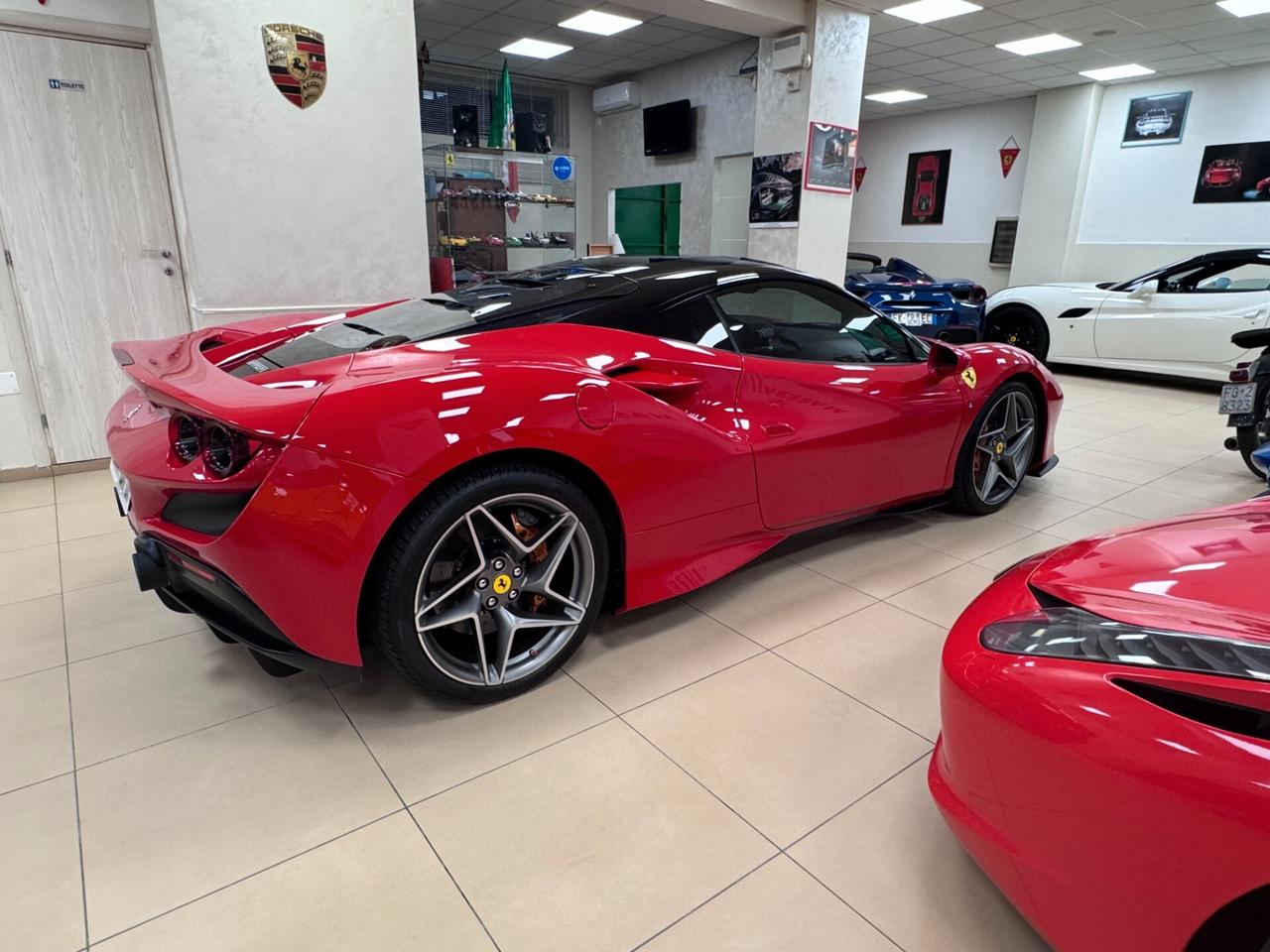 Ferrari F8 Tributo Coupe Permute auto moto barche gommoni e Rolex.