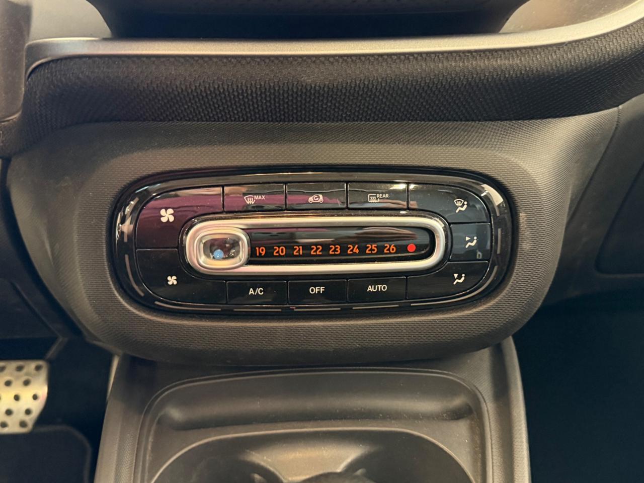 Smart ForTwo 1.0 71 CV CABRIO PRIME SPORT PACK LED NAVIGATORE PELLE 16 GARANZIA UNIPRO