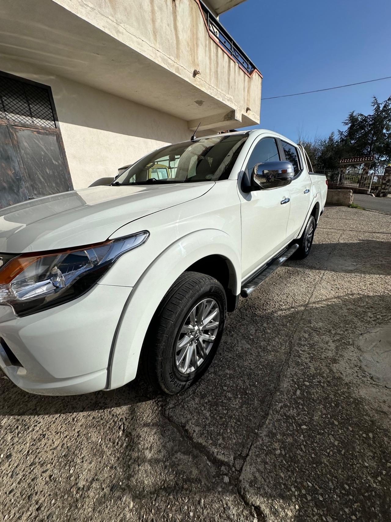 Mitsubishi L200 2.4, 154cv, 4x4