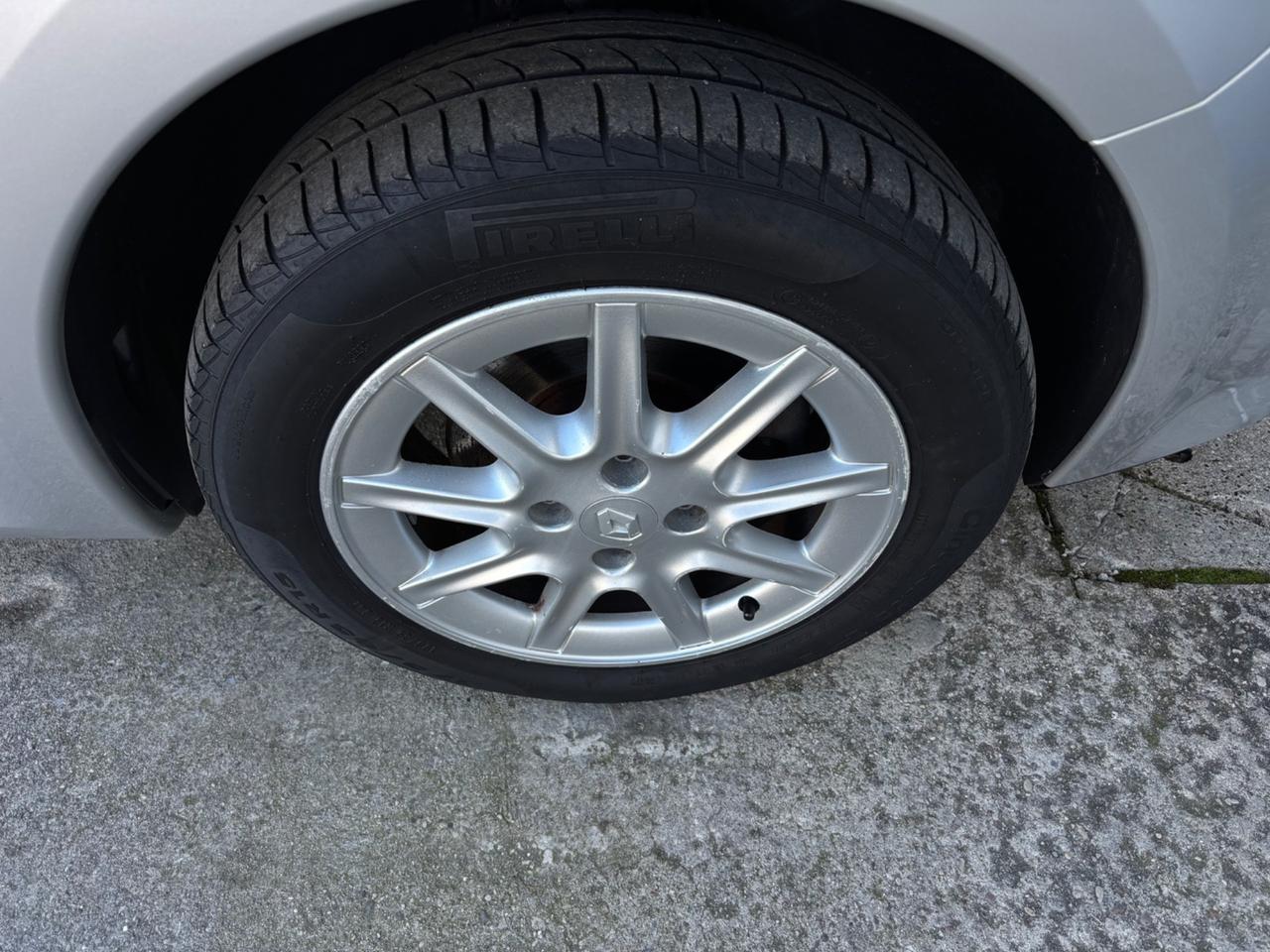 Renault Modus 1.2 GPL. Neopatentati. Garanzia