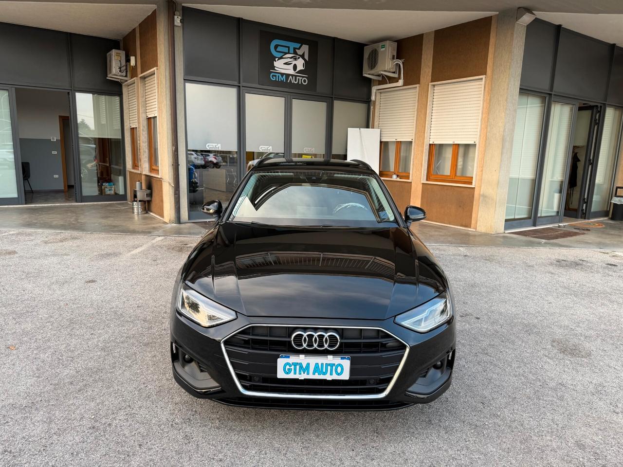 Audi A4 35 TDI/163 CV S tronic - Automatica