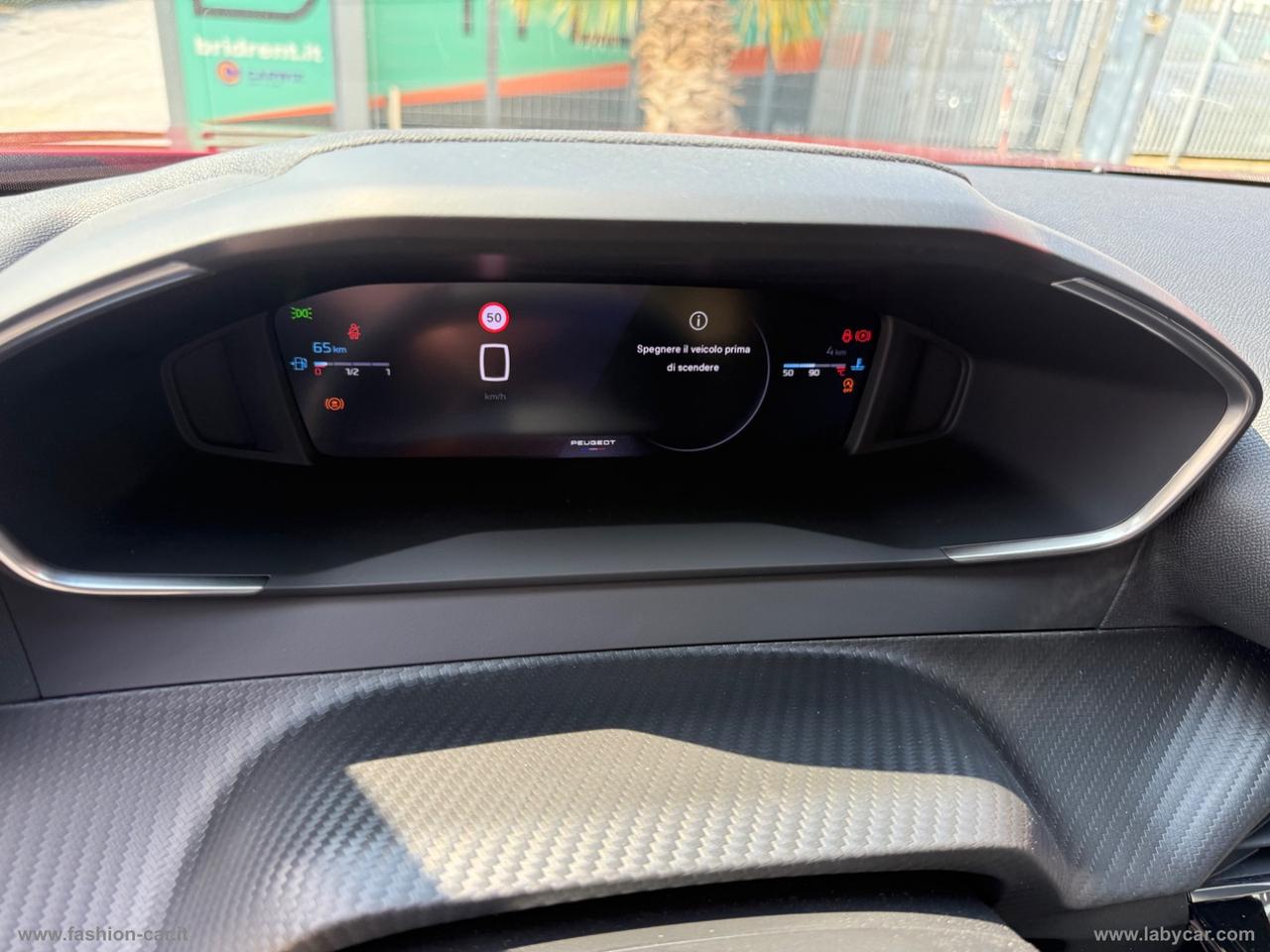 PEUGEOT 2008 PureTech 100 S&S Allure