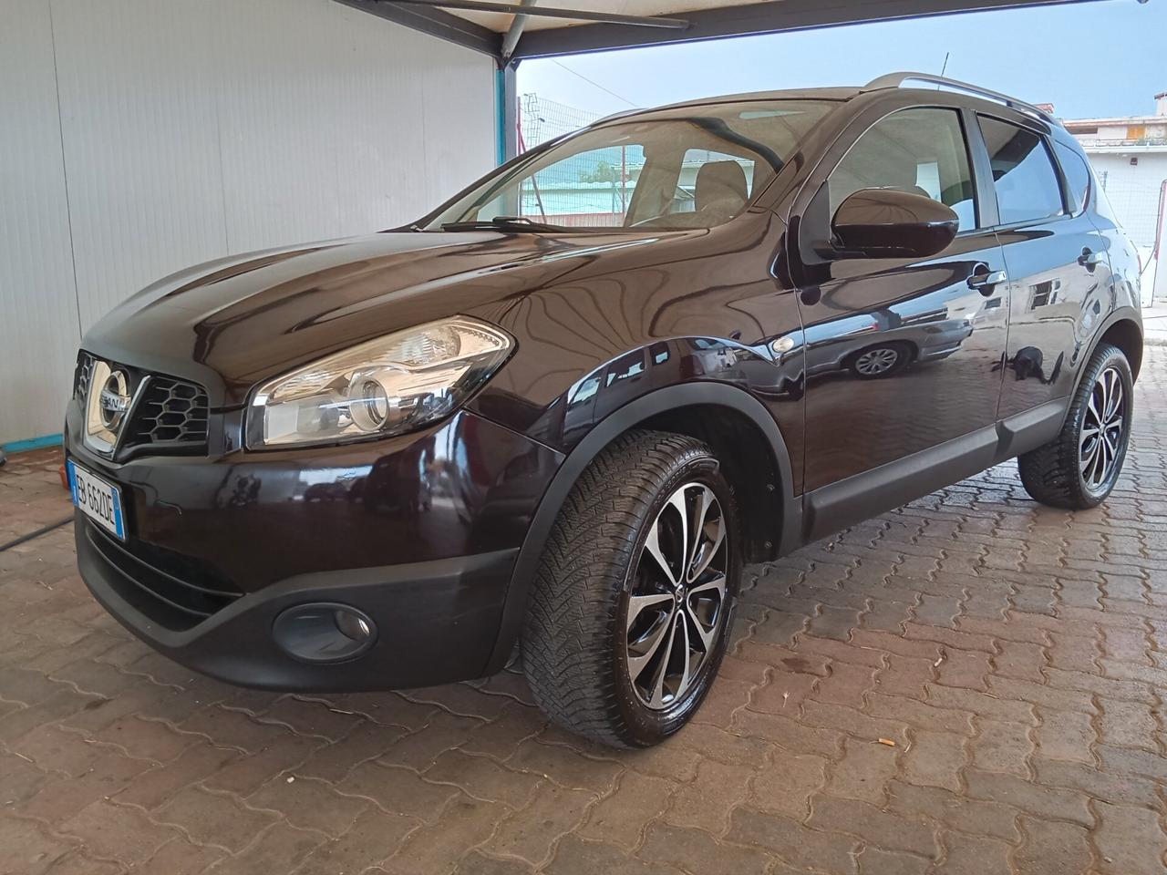 Nissan Qashqai 2.0 dCi DPF Tekna