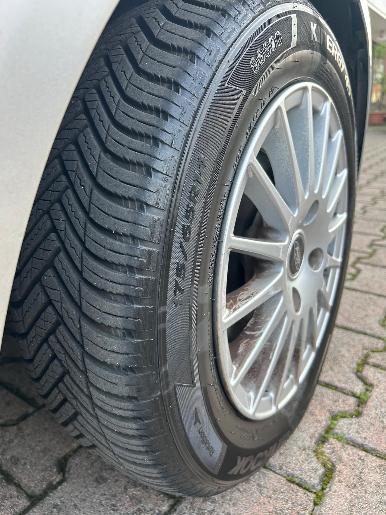 Ford Fiesta 1.4 TDCi 3p. Ghia Neopatentati