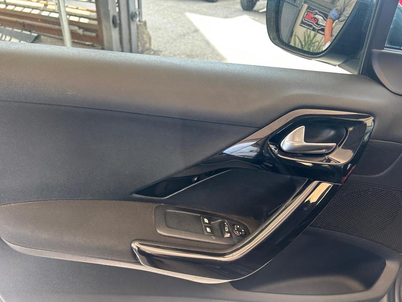 Peugeot 208 BlueHDi 75 5 porte Allure