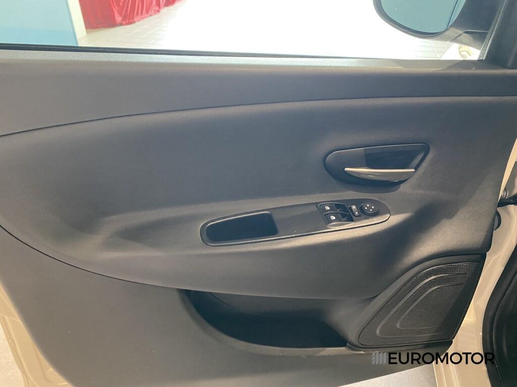 Lancia Ypsilon 5 Porte 1.2 Ecochic Silver