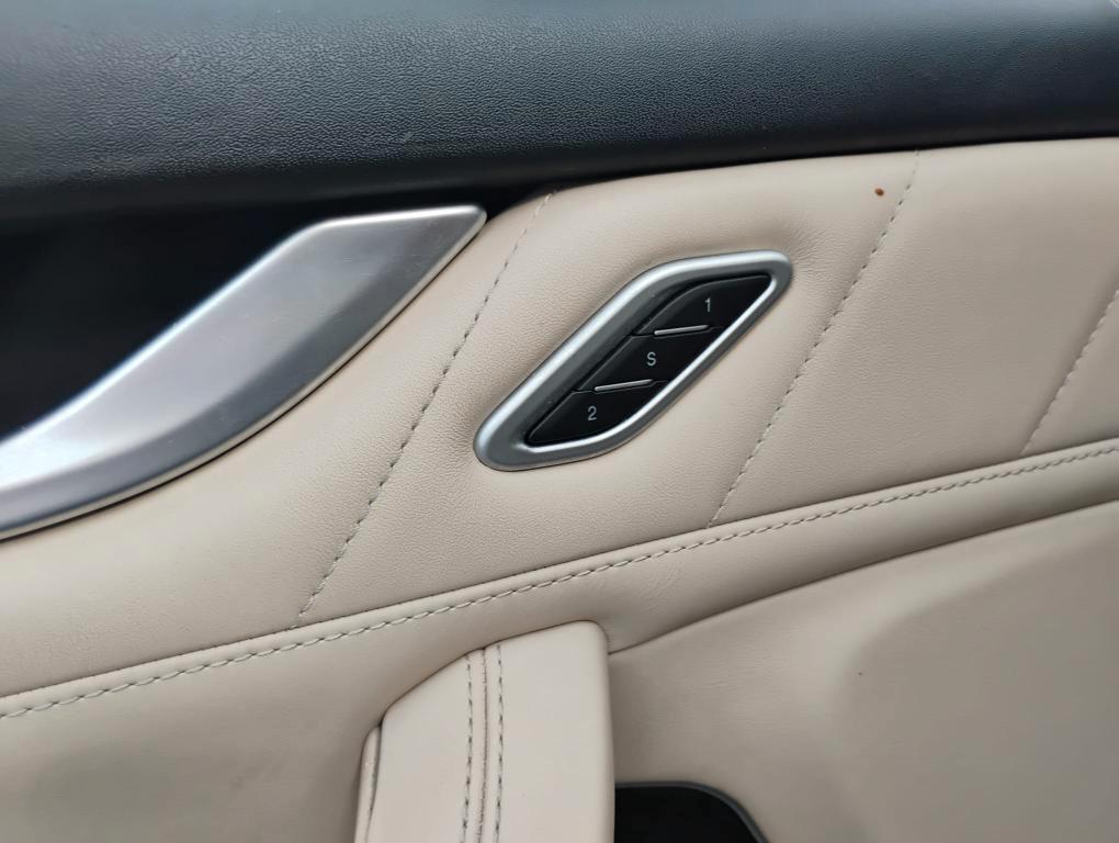 Maserati Levante 3.0 V6 Granlusso 275cv auto my20