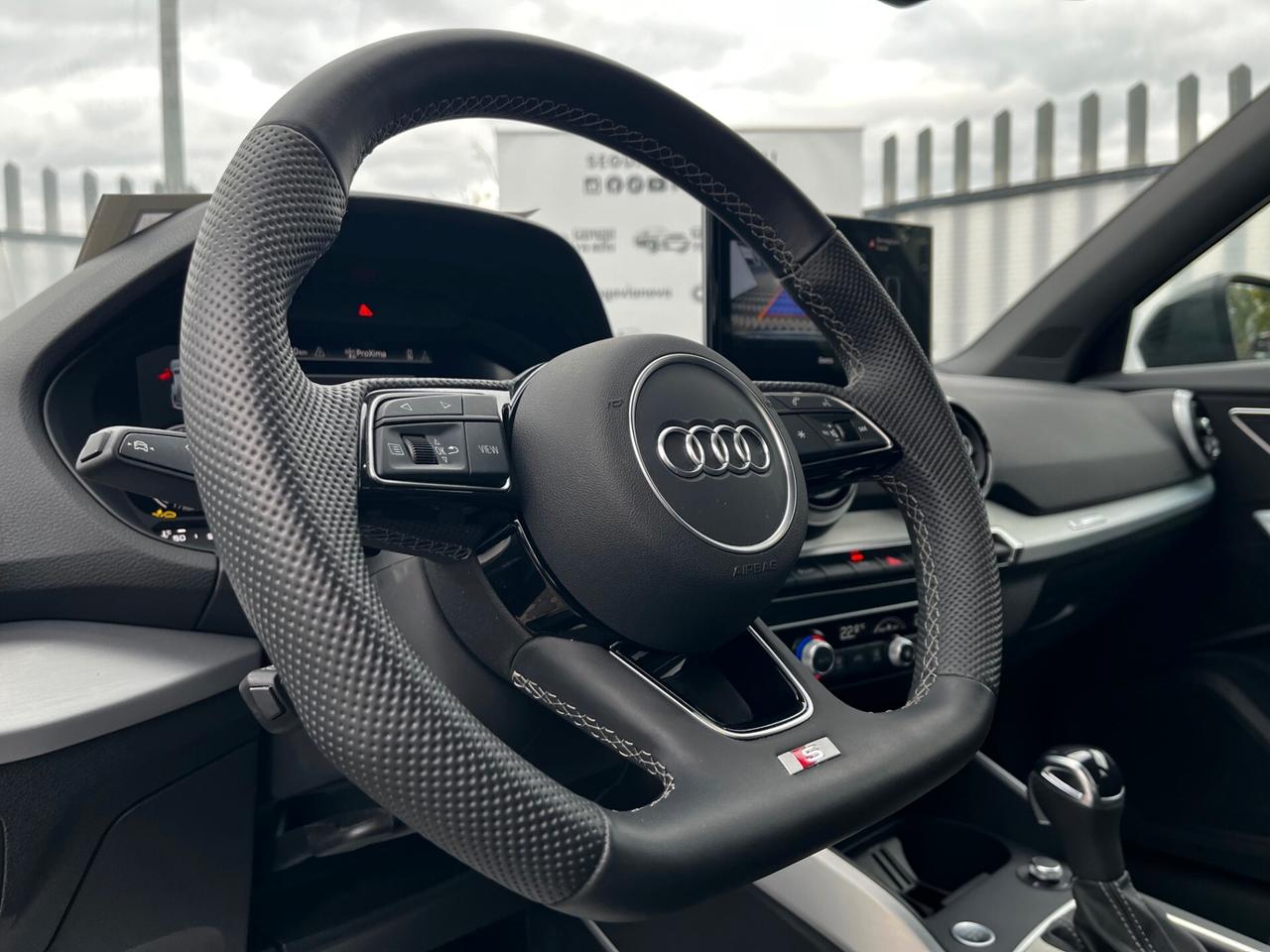 Audi Q2 35 TDI S tronic line Edition