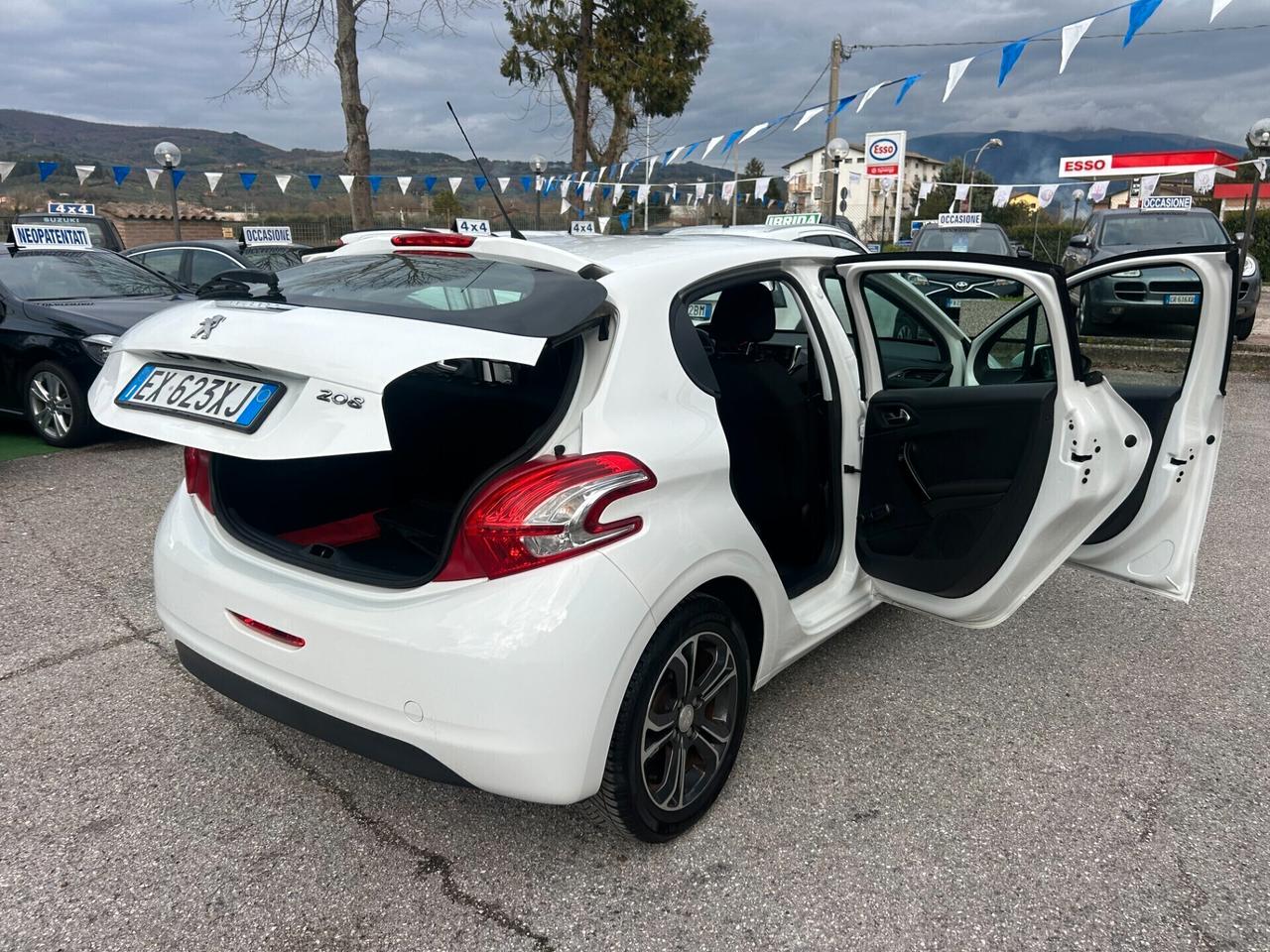 " UNA CHICCA " Peugeot 208 1.4 VTi 5p. GPL Allure