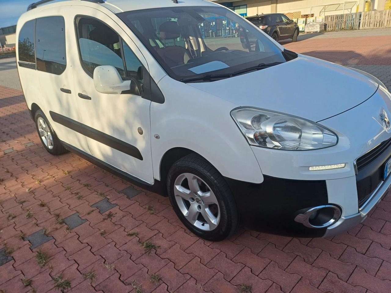 Peugeot Partner Tepee 1.6 HDi 115CV Active