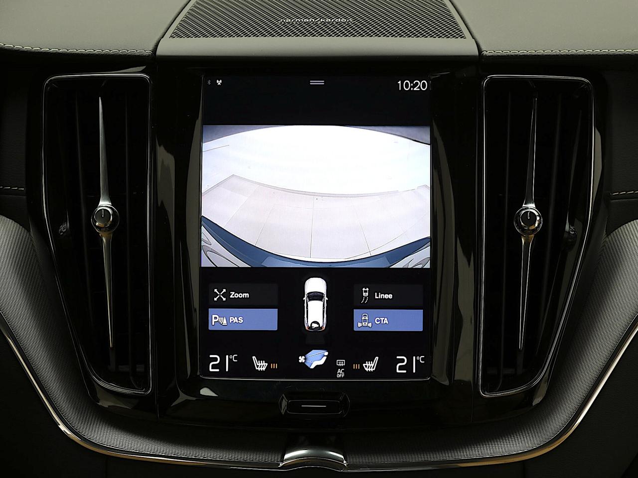 Volvo XC60 B4 AWD Inscription TETTO APRIBILE