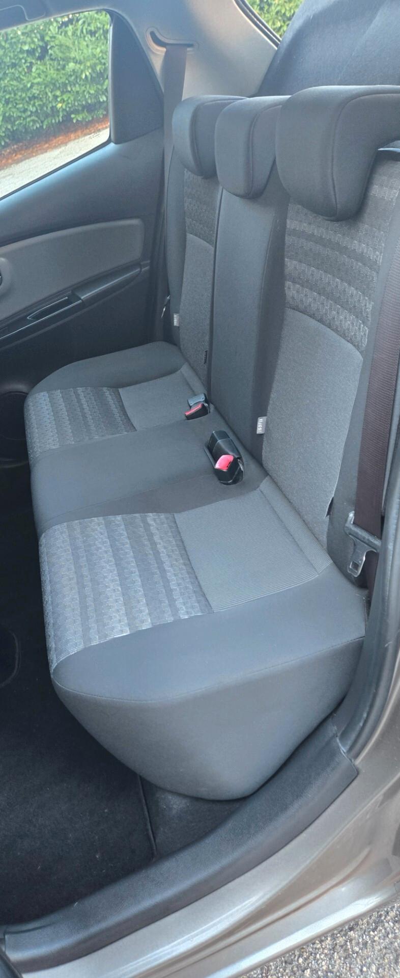 Toyota Yaris 1.0 5 porte Lounge