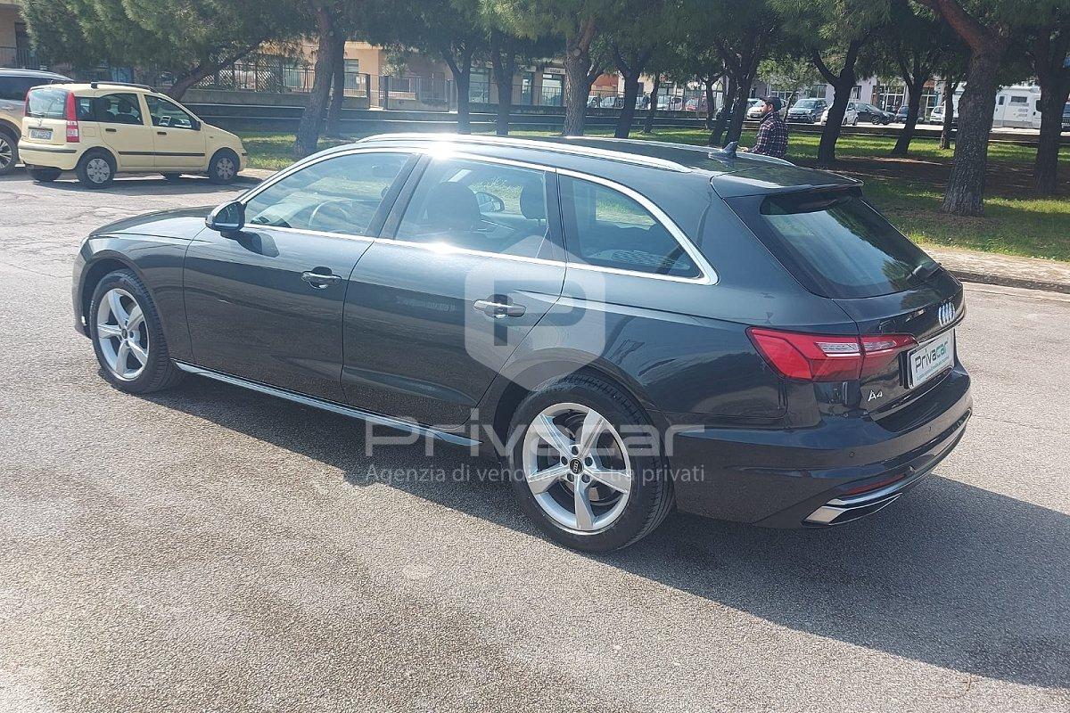 AUDI A4 Avant 30 TDI/136 CV S tronic Business Advanced