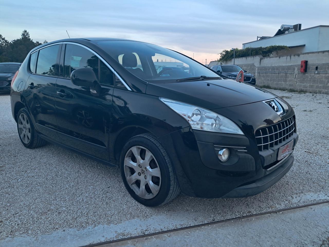 Peugeot 3008 -1.6HDI--110CV* Allure *CLIMA-PARK*