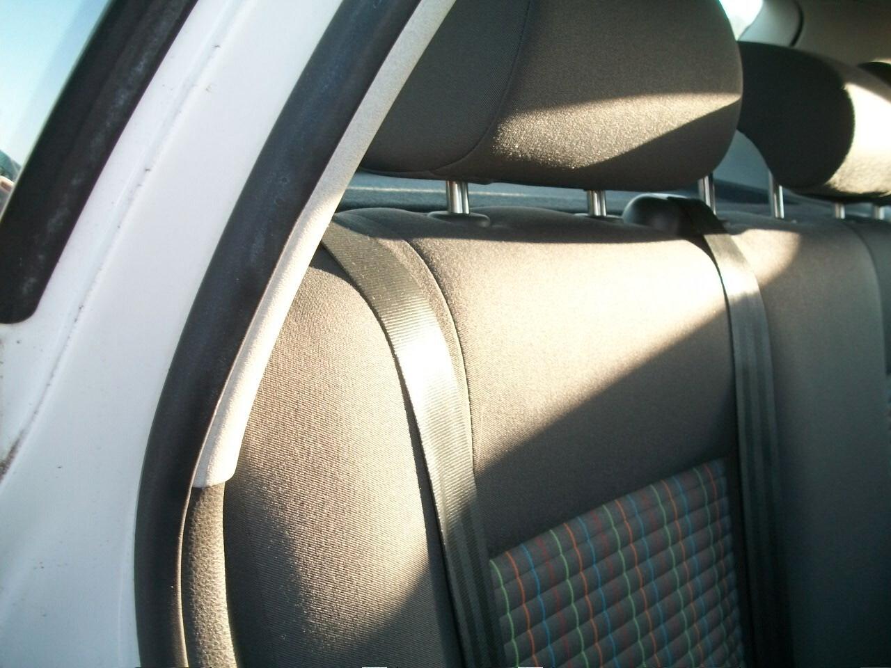 Volkswagen Polo 1.2/60CV 5p. United CC 1200 EURO 04 BENZINA KM 199500 SI NUOVI PATENTATI GARANZIA UN ANNO