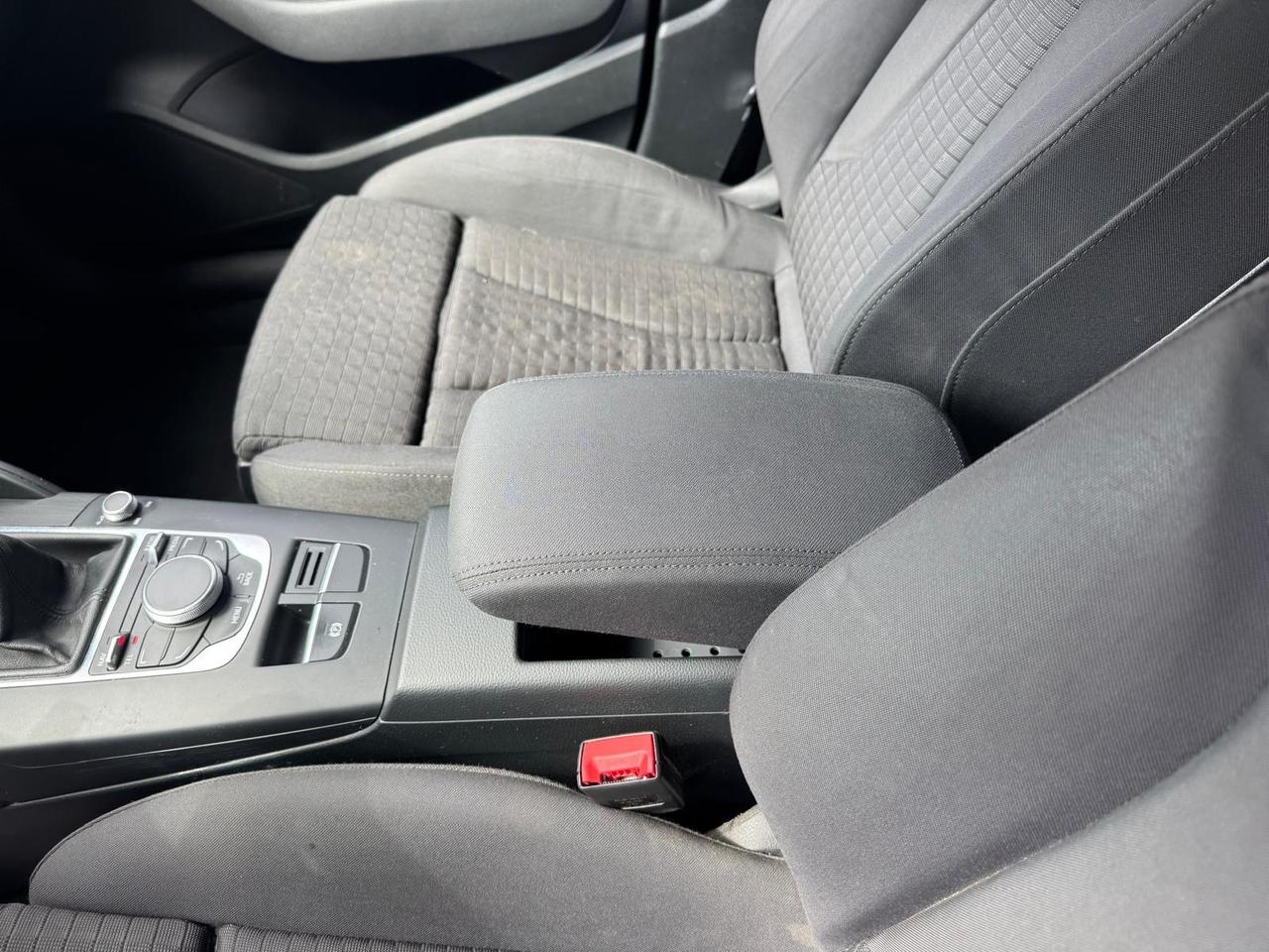 Audi A3 Sedan 2.0 TDI clean diesel quattro edition