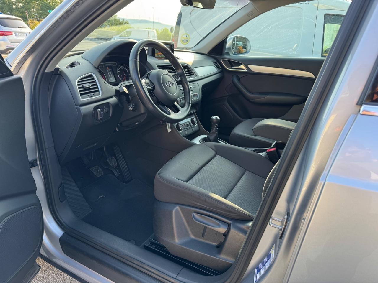 Audi Q3 2.0 TDI 120 CV Sport