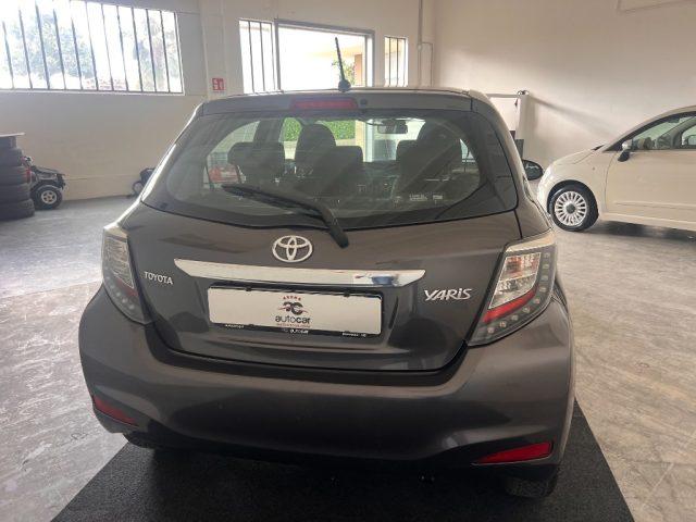 TOYOTA Yaris 1.0 5 porte Lounge
