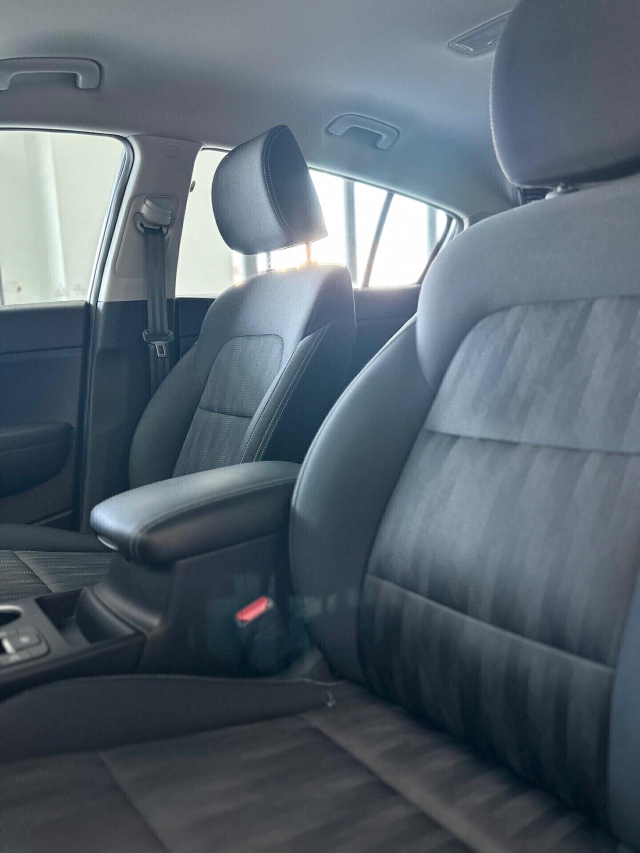 Kia Sportage 1.6 CRDI 136 CV 2WD Mild Hybrid Urban