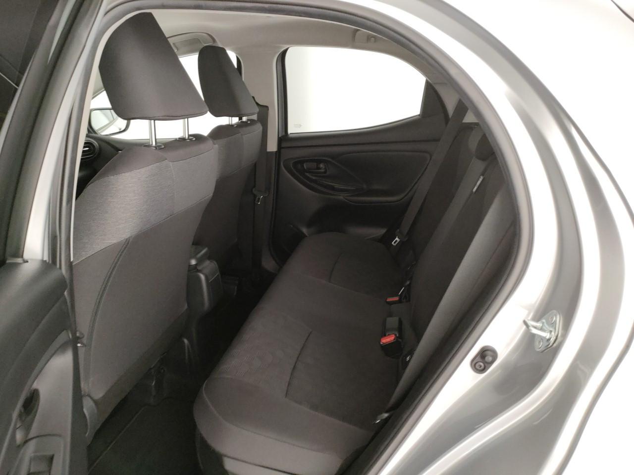 TOYOTA Yaris 1.5h Trend