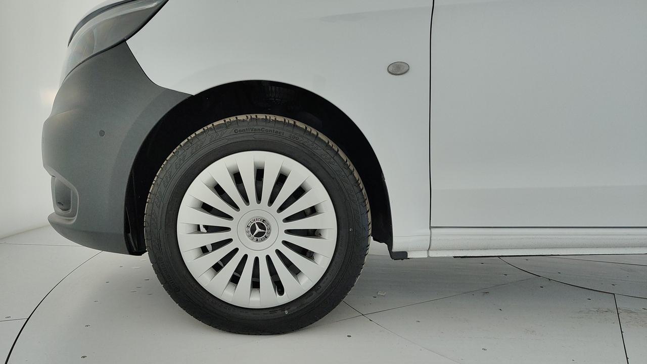 Mercedes-Benz Vito III - vito 114 cdi compact mixto